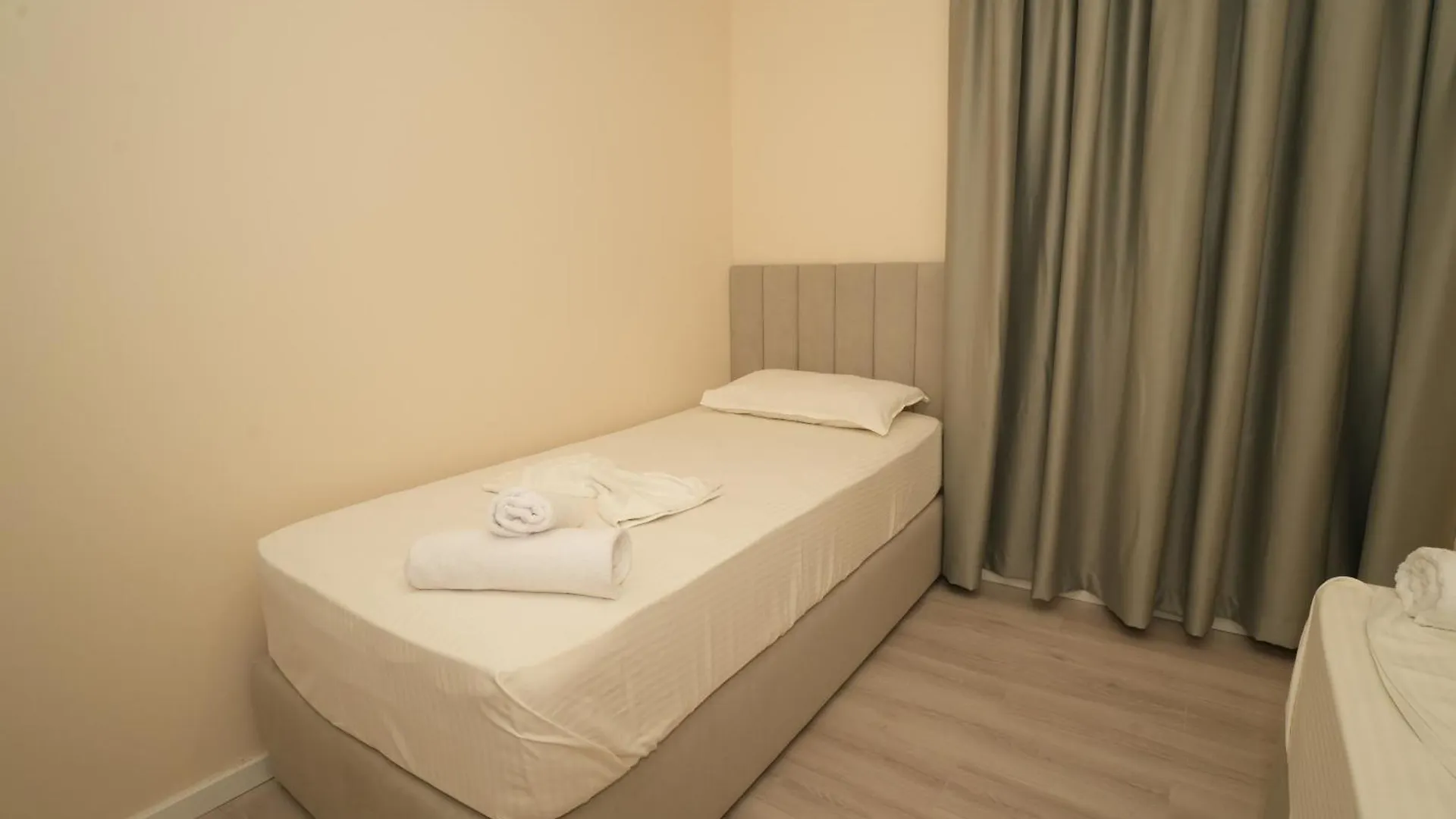 Sunset Hotel Škalngur