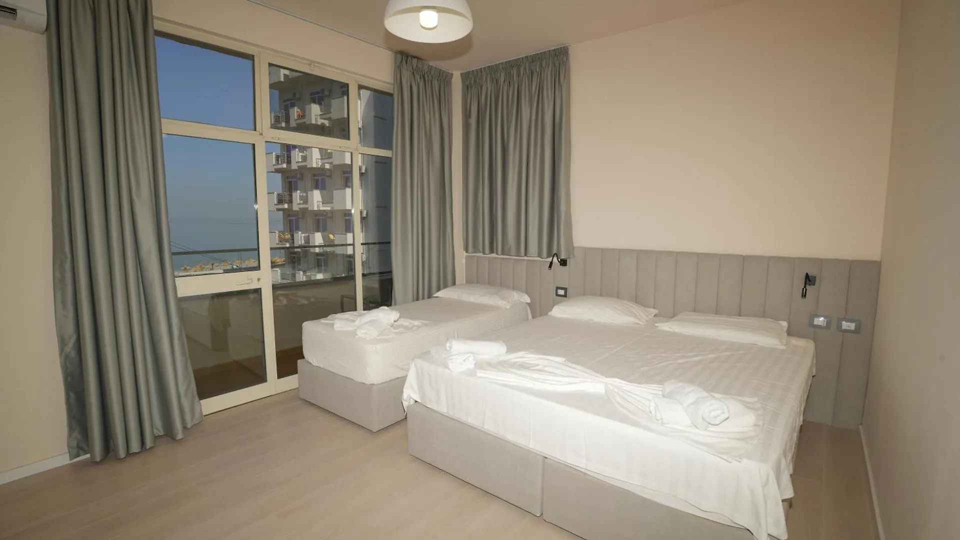 Sunset Hotel Škalngur 알바니아