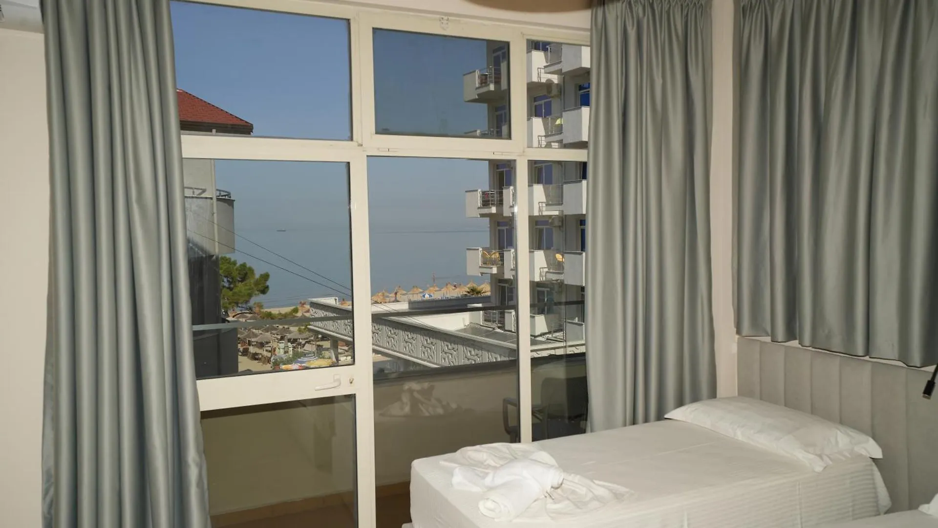 ****  Sunset Hotel Škalngur Albanien