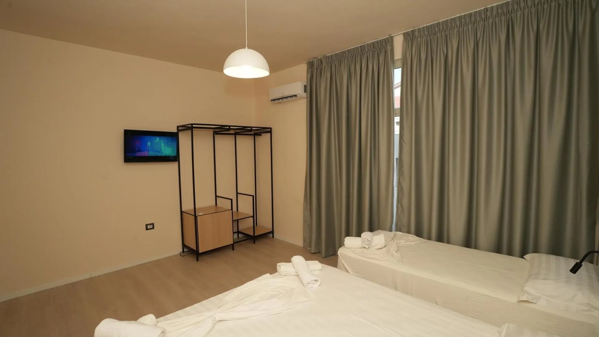 Sunset Hotel Škalngur 4*,  알바니아
